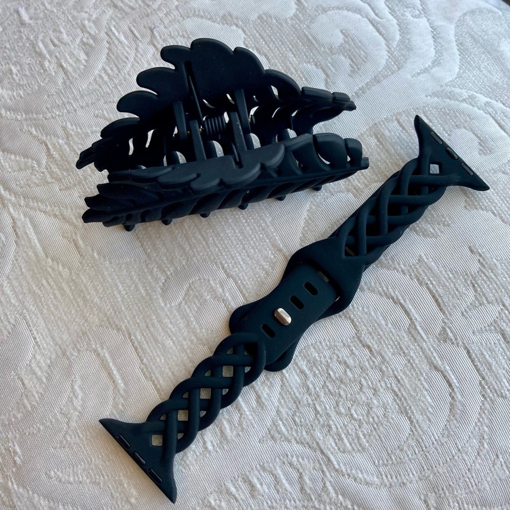 NWOT: Apple watch band with matching hair clip in black